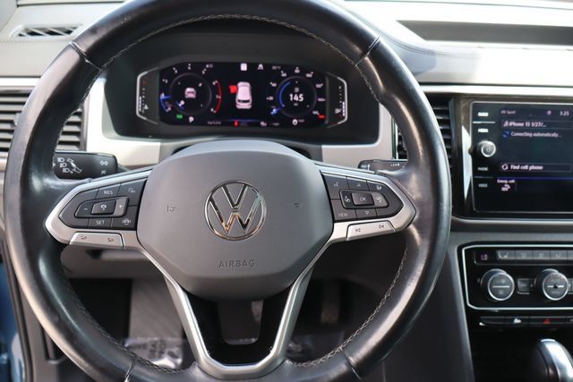 Used 2020 Volkswagen Atlas Cross Sport SEL AWD/4WD image 32