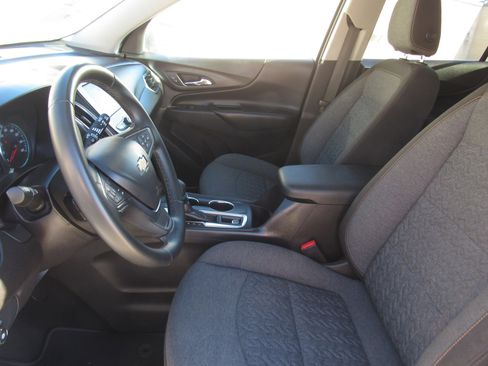 Used 2024 Chevrolet Equinox LT image 16