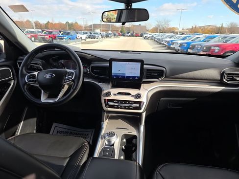 Used 2023 Ford Explorer XLT w/ Equipment Group 202A image 41