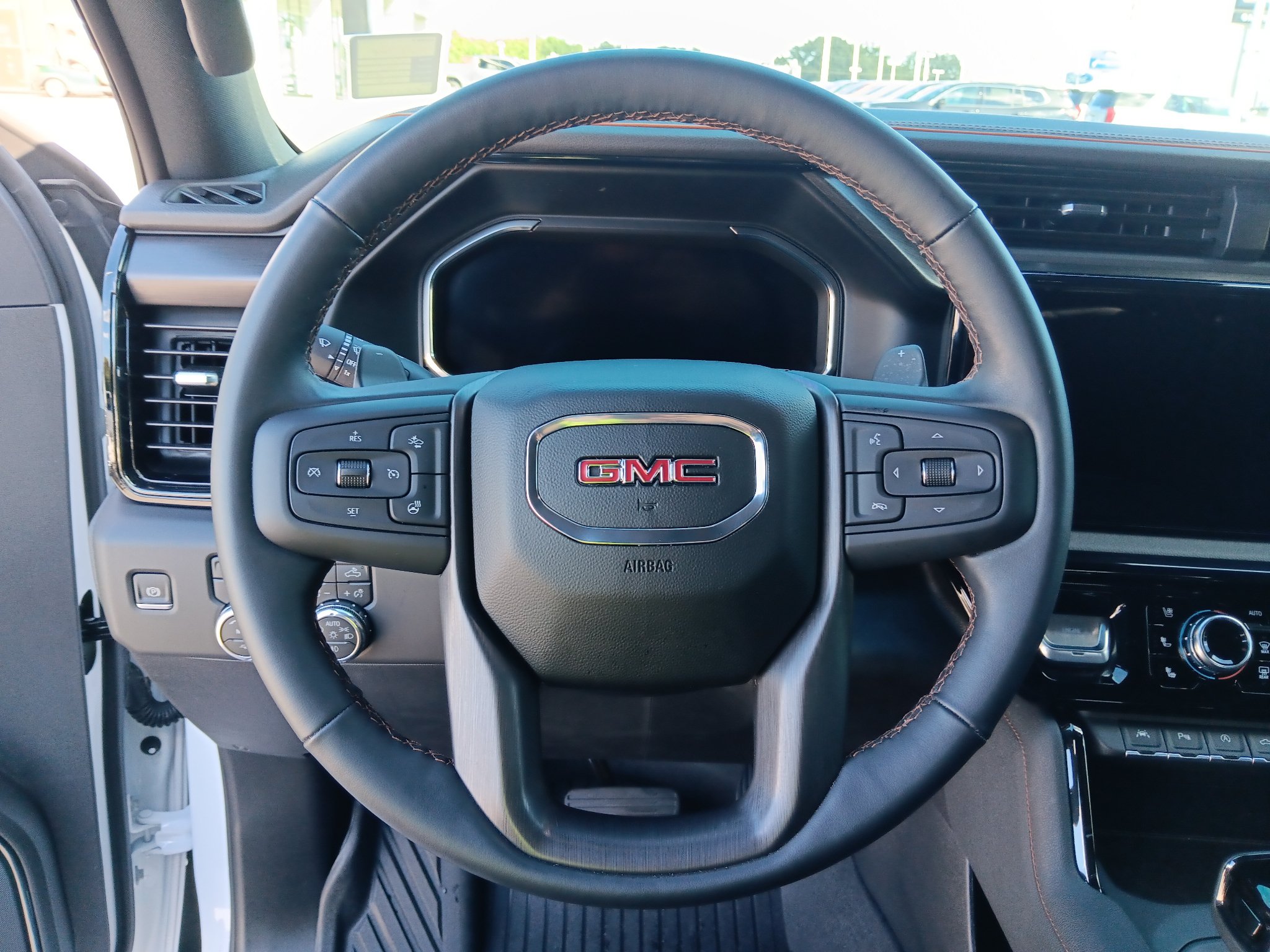 Used 2026 GMC Sierra 1500 AT4 w/ AT4 Premium Package AWD/4WD image 15