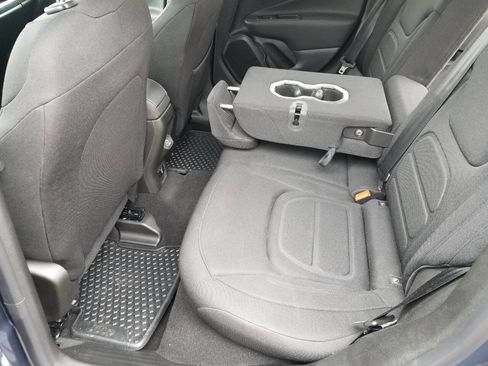 Used 2022 Jeep Renegade Latitude w/ Convenience Group image 14