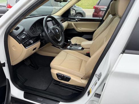 Used 2017 BMW X3 xDrive28i AWD/4WD image 6