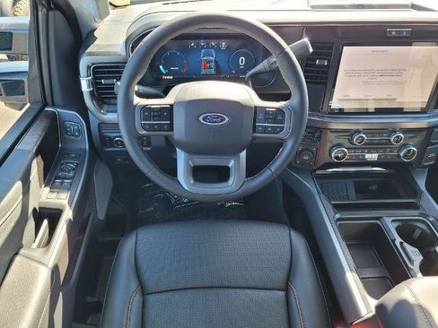 New 2026 Ford F250 Lariat w/ Black Appearance Package AWD/4WD image 32