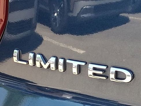 Used 2017 Ford Explorer Limited AWD/4WD image 30