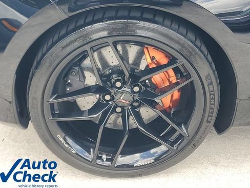 Used 2025 Chevrolet Corvette Z06 RWD image 8