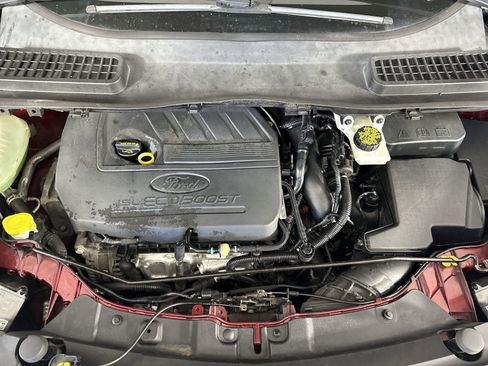 Used 2017 Ford Escape Titanium AWD/4WD image 28