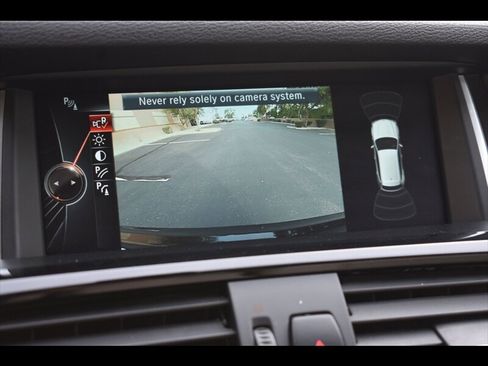 Used 2016 BMW X3 xDrive28i w/ Premium Package image 11