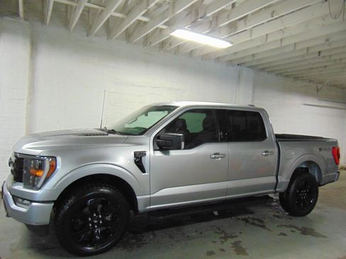 Used 2022 Ford F150 XLT w/ Equipment Group 302A High AWD/4WD image 2