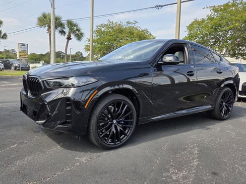 Certified 2026 BMW X6 xDrive40i AWD/4WD image 2