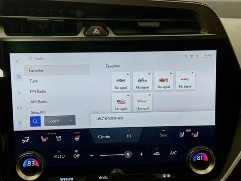 Used 2024 Lexus RZ 300e Premium w/ Accessory Package (Z1) image 16