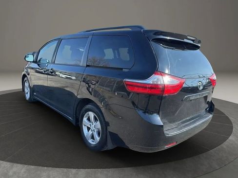Used 2020 Toyota Sienna LE FWD image 7