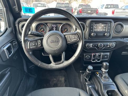 Used 2018 Jeep Wrangler Unlimited Sport S image 13