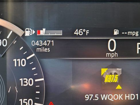 Used 2021 Jaguar F-PACE R-Dynamic S image 18