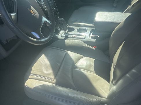 Used 2015 Chevrolet Traverse LT image 6