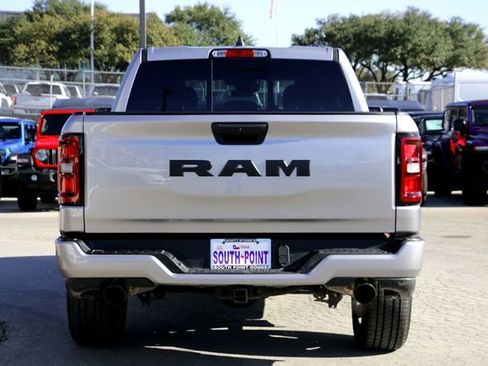 New 2026 RAM 1500 Express image 7