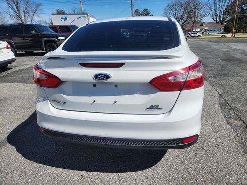 Used 2012 Ford Focus SE image 6