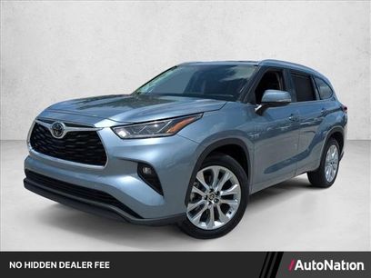 Used 2022 Toyota Highlander Limited