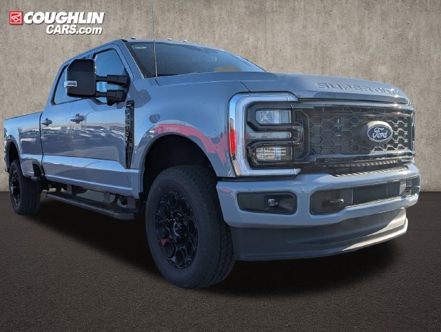 New 2027 Ford F350 Lariat w/ Black Appearance Package AWD/4WD 360° Tour
