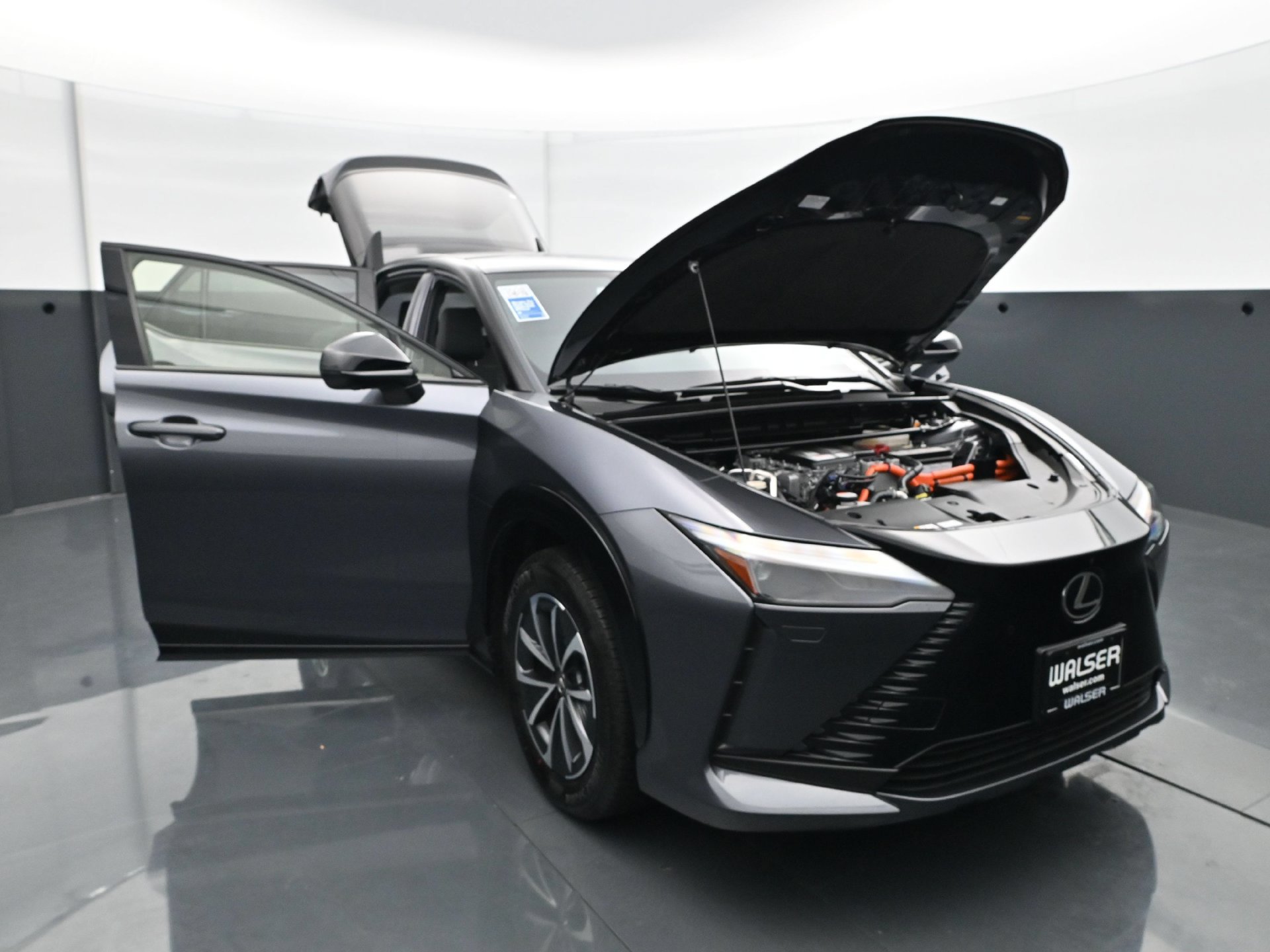 Used 2025 Lexus RZ 300e w/ Accessory Package (2T) FWD image 39