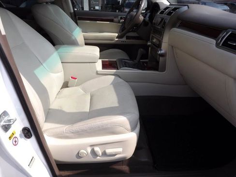 Used 2013 Lexus GX 460 460 image 36