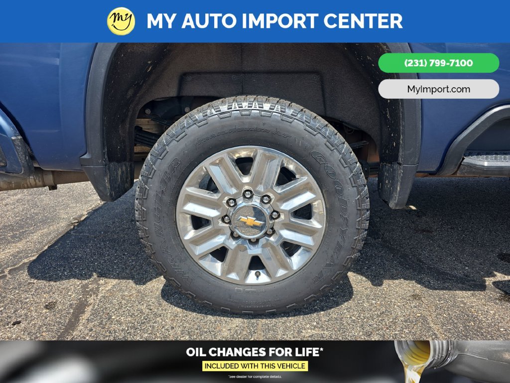 Used 2024 Chevrolet Silverado 3500 High Country w/ Technology Package AWD/4WD image 31