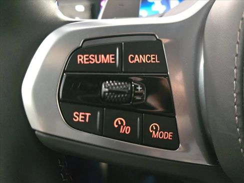 Used 2026 BMW X6 M60i AWD/4WD image 19