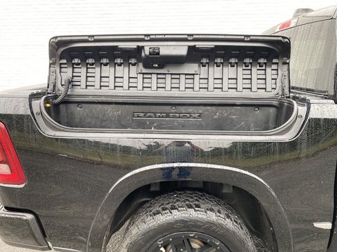 Used 2021 RAM 1500 Limited w/ Body Color Bumper Group image 18