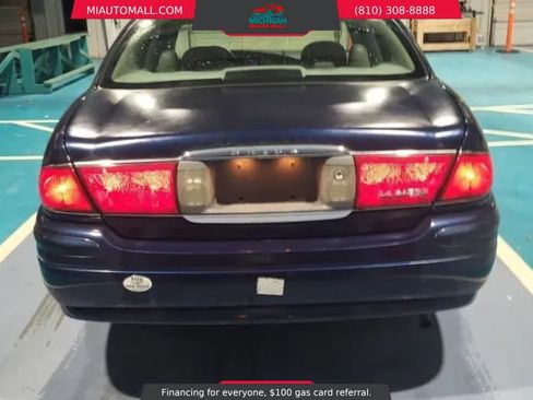 Used 2004 Buick Le Sabre Custom image 4
