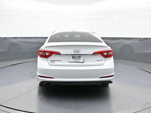 Used 2016 Hyundai Sonata Sport w/ Option Group 03 FWD image 7