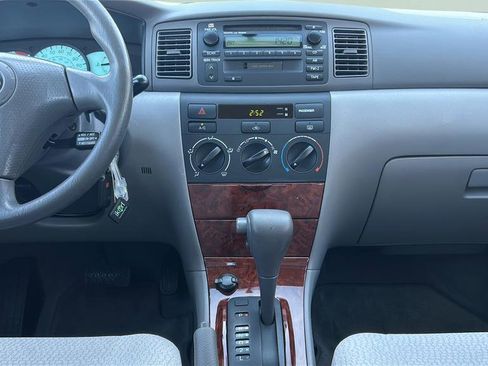 Used 2003 Toyota Corolla LE image 21