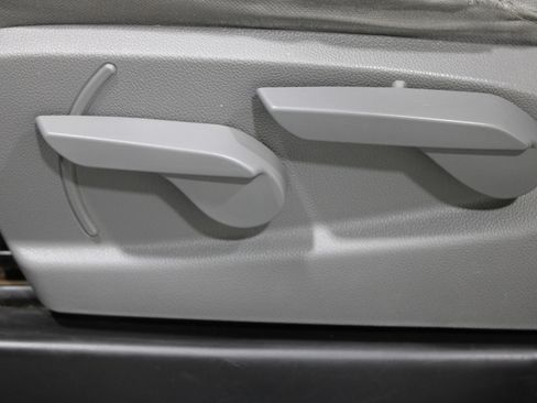 Used 2017 Chevrolet Silverado 1500 W/T w/ Trailering Package image 4