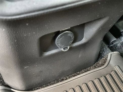 New 2025 Toyota RAV4 LE image 31