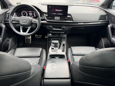 Certified 2023 Audi SQ5 Premium Plus w/ Premium Plus Package AWD/4WD image 19