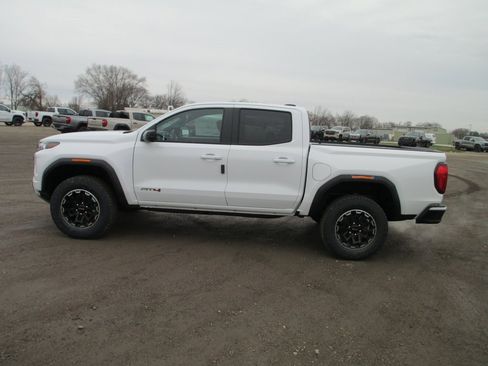 New 2026 GMC Canyon AT4 image 7