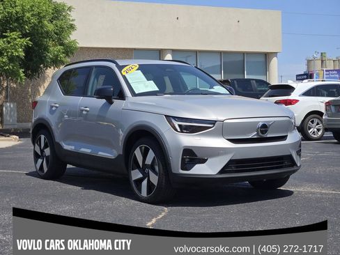Certified 2023 Volvo XC40 Recharge Ultimate AWD/4WD image 2