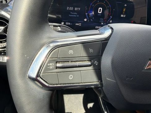 Used 2026 Chevrolet Equinox LT AWD/4WD image 41
