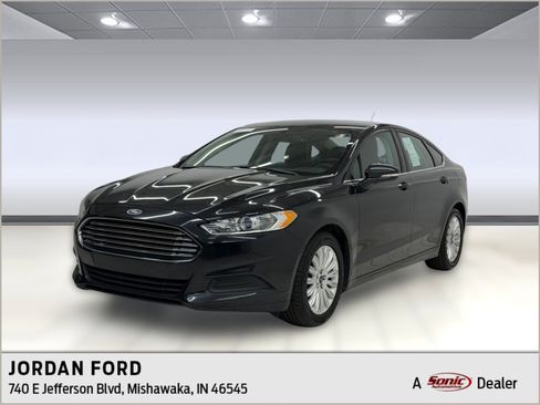 Used 2014 Ford Fusion SE FWD image 1