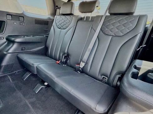 Used 2022 Hyundai Palisade Limited w/ Cargo Package FWD image 36