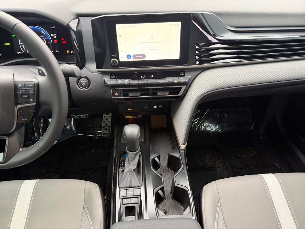 Used 2026 Toyota Camry SE FWD image 12