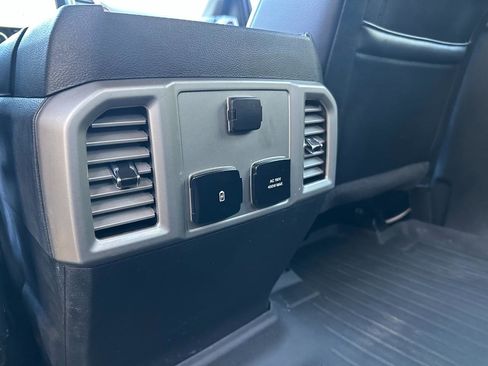 Used 2017 Ford F250 Lariat w/ Chrome Package image 20