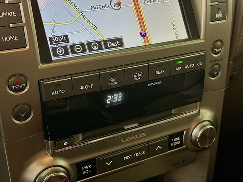 Used 2018 Lexus GX 460 image 24