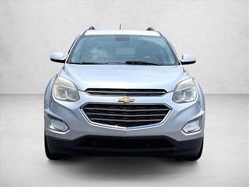 Used 2017 Chevrolet Equinox LT w/ Convenience Package FWD image 3