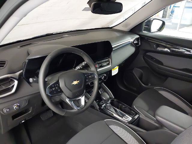 New 2026 Chevrolet TrailBlazer LT w/ Convenience Package FWD image 2