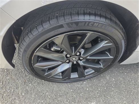 Used 2024 Toyota Corolla XSE FWD image 9
