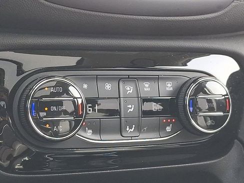 Used 2023 Buick Encore GX Essence w/ Advanced Technology Package image 17