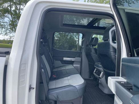 Used 2024 Ford F350 Limited w/ FX4 Off-Road Package AWD/4WD image 24