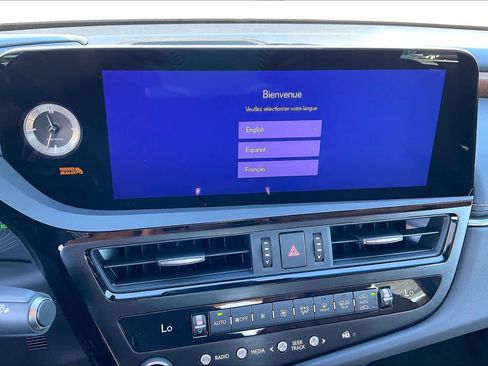 New 2025 Lexus ES 350 w/ Premium Package image 12