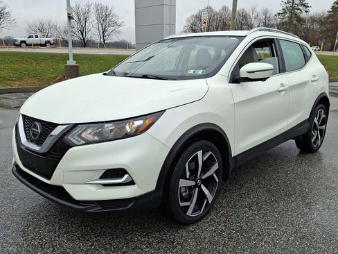 Used 2022 Nissan Rogue Sport SL image 4