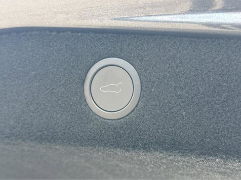 Used 2025 Tesla Model 3 Long Range RWD image 33