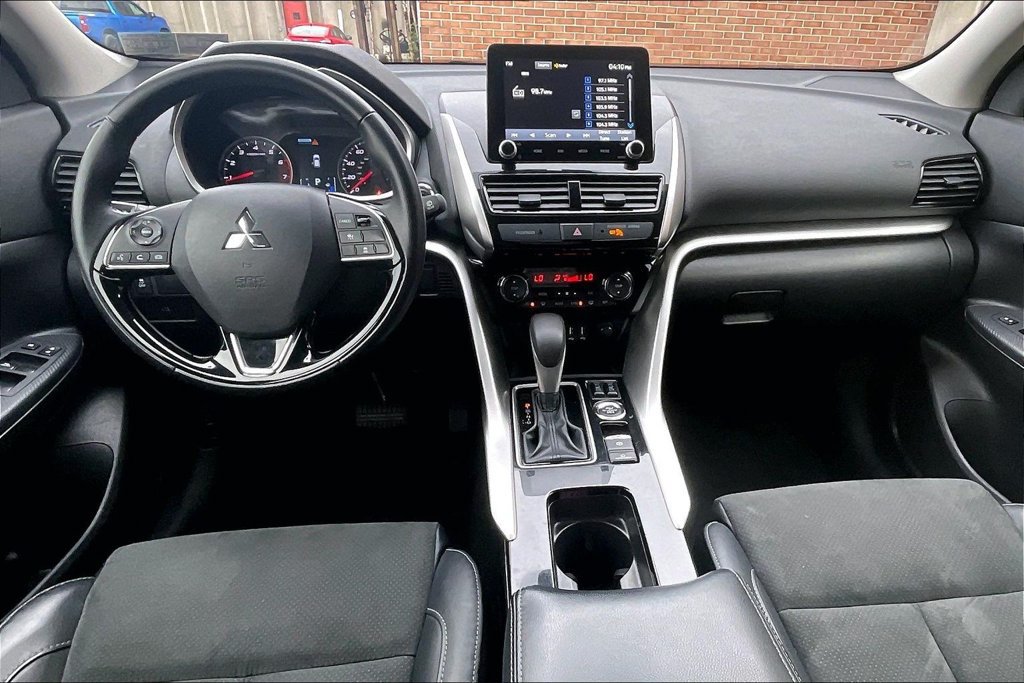 Used 2025 Mitsubishi Eclipse Cross SE AWD/4WD image 14
